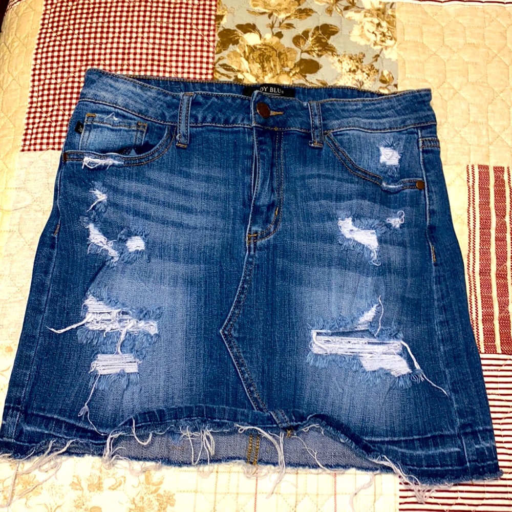 Judy Blue distressed jean skirt